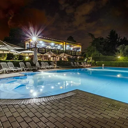 Flaminio Village Park 4* Řím