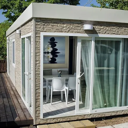 Flaminio Village Park Kemp 4*