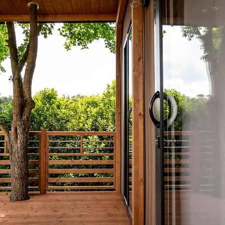 캠프장 플라미니오 빌리지 파크 4*