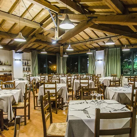 营地 弗莱米尼欧田园小屋花园酒店