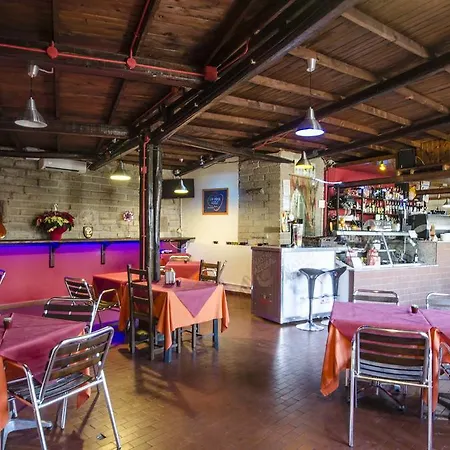 弗莱米尼欧田园小屋花园酒店 4*