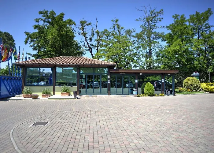 Кемпинг Flaminio Village Park Рим