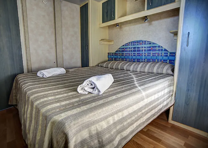 Flaminio Village Park Кемпинг 4*