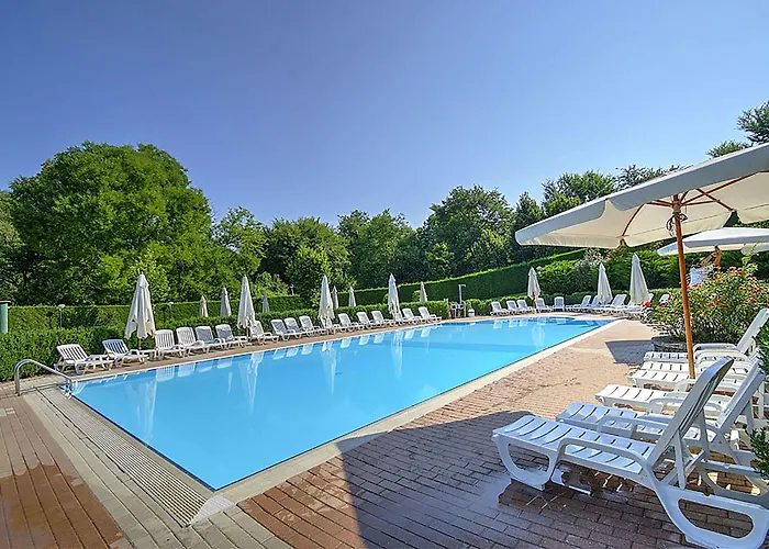 Flaminio Village Park Кемпинг Рим