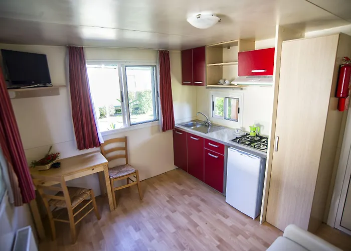 Кемпинг Flaminio Village Park 4*