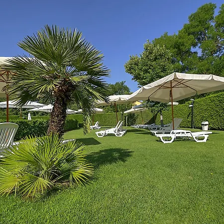 Flaminio Village Park Campsite 4*